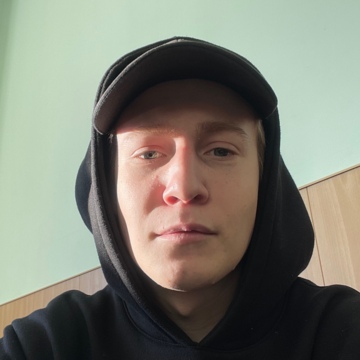 Молотков Максим