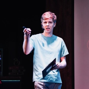 Артем  Чучвера