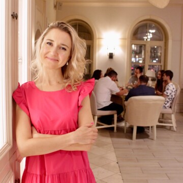 Елена  Кутырева