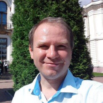 Сергей  Авдеев