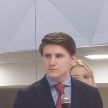 Александр Русланович Васильев