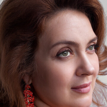 Алла Викторовна Жарова