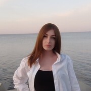 Антонова Элина Олеговна