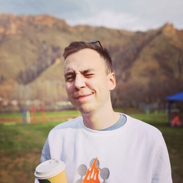 Максим  Фомин