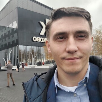 Комаровских Андрей