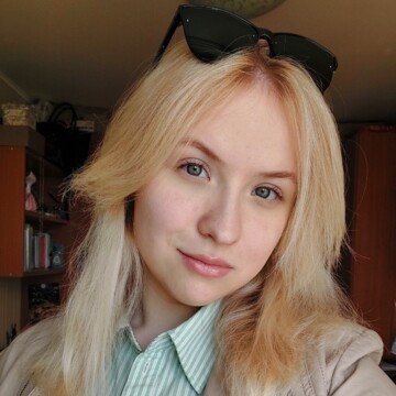 Александра Алмазова