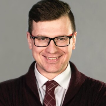 Андрей  Жданов