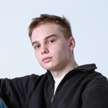 Дронников Артем Максимович