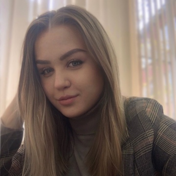 Анна Дмитриевна Молошникова