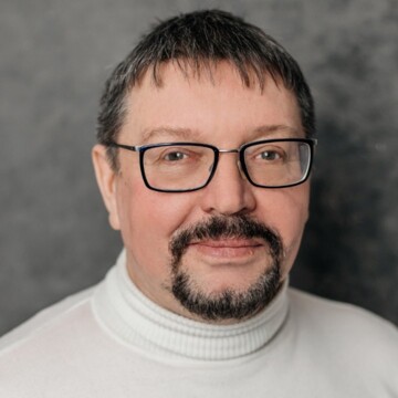 Александр Владимирович Иванов