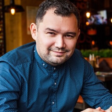 Азат Ривалевич Гулов