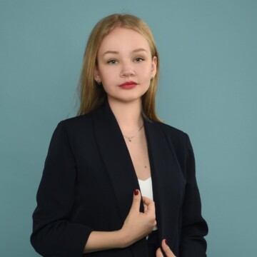 Ева Павловна Дольникова