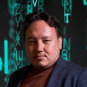 Искандер Рашитович Зулькарнеев