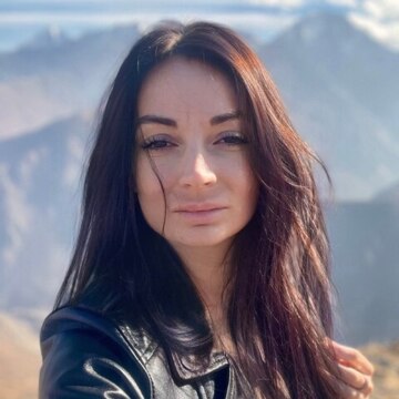 Юлия  Савельева