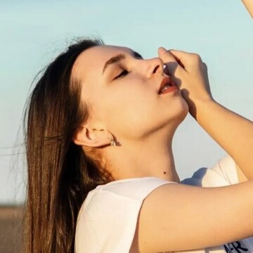 Анна Шустрова