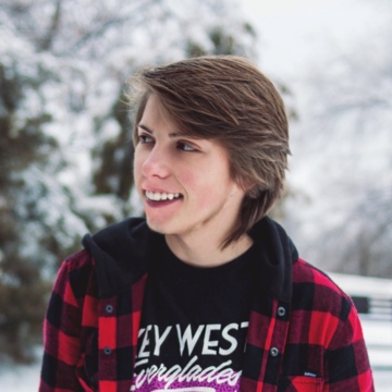 Олейников Артем Олейников Артем