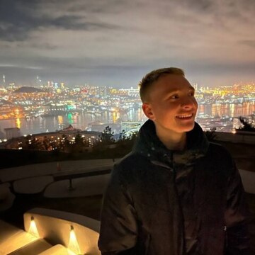 Алексей  Алёшин