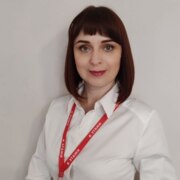 Пестова Елена