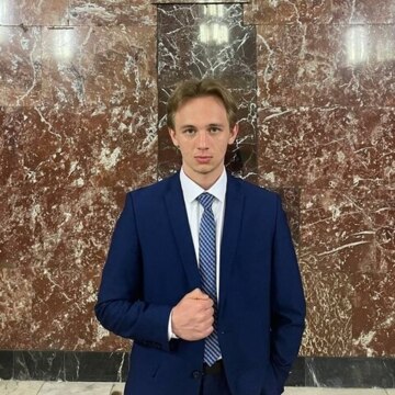 Влад Романович Борзенков