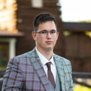 Зубков Максим Зубков Максим