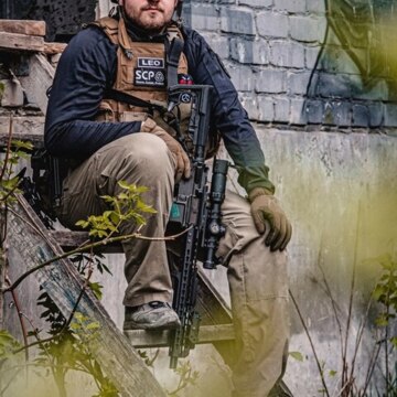 Леонид Курылев