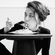 Попова Полина