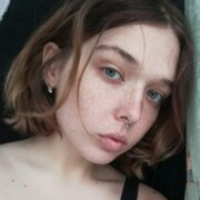 Попова Анна Вадимовна