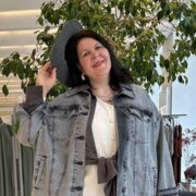 Ломаева Елена