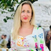 Бондарь Лена