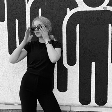 Светличная Полина Светличная Полина