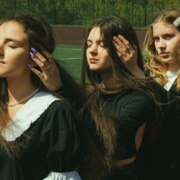 Толстенко Анна